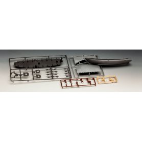 Revell 05499 1/150 Black Pearl