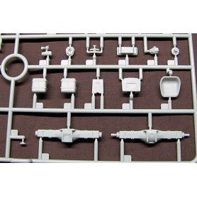 Thunder Model 35001 US Army Case Tractor