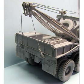 Mirror Models 35801 US Diamond T 969 Wrecker soft