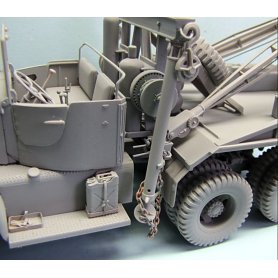 Mirror Models 35801 US Diamond T 969 Wrecker soft