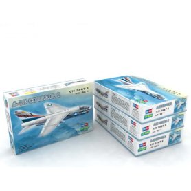 HOBBY BOSS 87204 1/72 A-7E “CORSAIR” II