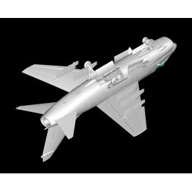 HOBBY BOSS 87204 1/72 A-7E “CORSAIR” II