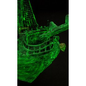 Revell 1:150 GHOST SHIP