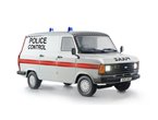 Italeri 3657 Ford Transit UK Police 1/24 