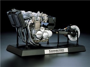 Tamiya 16023 Kawasaki Z1300 – Engine 1/6