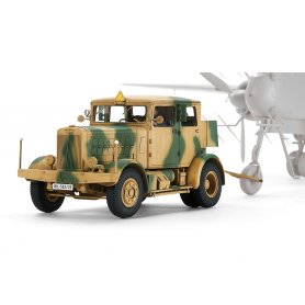 Tamiya 32593 German Heavy Tractor SS-100