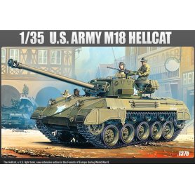 Academy 13255  M-18 Hellcat 1375
