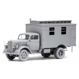 Dragon 6790 1/35 German Ambulance Truck