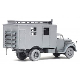Dragon 6790 1/35 German Ambulance Truck