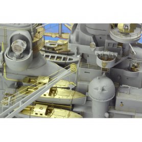 Eduard 1:200 Elementy centralne do Bismarck dla Trumpeter / cz.4