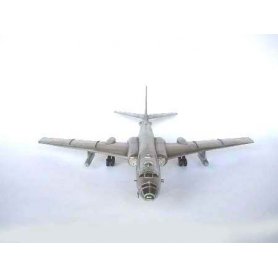 Trumpeter 1:72 Xian JHU-6