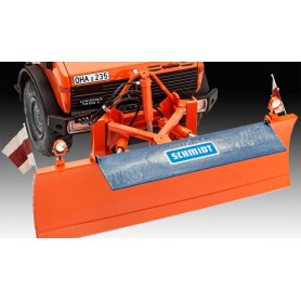 Revell 07438 1/24 Unimog U1300L Winter Servis