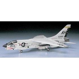 Hasegawa 1:72 F-8E Crusader