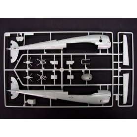 Trumpeter 1:32 Lockheed P-38L-5-L0 Lightning