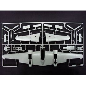 Trumpeter 1:32 Lockheed P-38L-5-L0 Lightning
