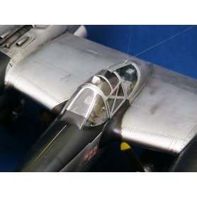 Trumpeter 1:32 Lockheed P-38L-5-L0 Lightning