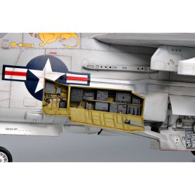 Trumpeter 02231 1/32 A-7E Corsair
