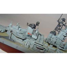 Trumpeter 1:700 USS Wisconsin BB-64 / 1991