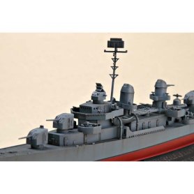 Trumpeter 1:700 USS The Sullivans DD-537