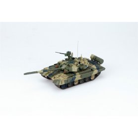 Modelcollect UA72001 T-90A Main Battle Tank 