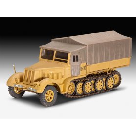 Revell 03263 Sd.Kfz.7 (Late Production)