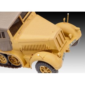 Revell 03263 Sd.Kfz.7 (Late Production)