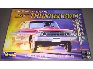 Monogram 1/25 1964 Ford Fairlane Thunderbolt