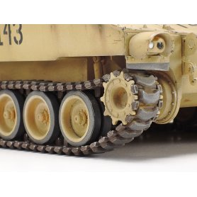 Tamiya 37026 1/35 US Howitzer M109A6 Paladin Iraq