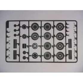 ICM 35367 T-34-85 WWII Soviet Medium Tank
