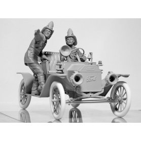 ICM 24006 American Fire Truck Crew (1910s) - 2 Fig