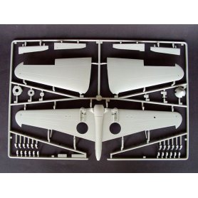 Trumpeter 1:32 Curtiss P-40B Warhawk / Tomahawk Mk.IIA