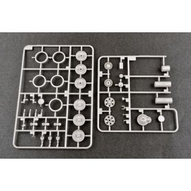 Trumpeter 1:35 Su-101 SPA