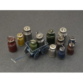 Mini Art 1:35 MILK CANS WITH SAMLL CART