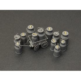 Mini Art 1:35 MILK CANS WITH SAMLL CART