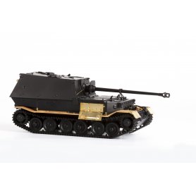 Eduard 1:35 Błotniki do Sd.Kfz.184 Ferdinand dla Zvezda