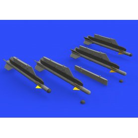 Eduard R-3S missiles w/ pylons for MiG-21 EDUARD