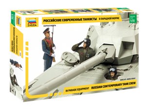 Zvezda 3685 Russ.Tank Crew-Parade Version 1/35