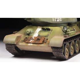 Zvezda 3687 Soviet Medium Tank T-34/85 1/35