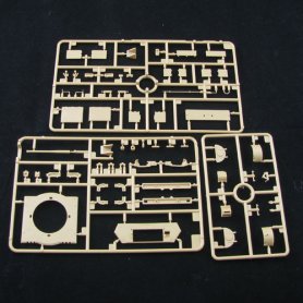 Bronco 1:35 Pz.Kpfw auf Mk.IV 744(E)(13) z przyczepą