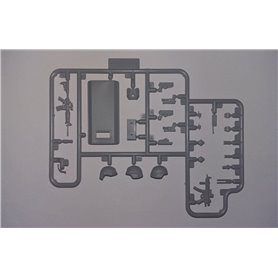 ICM 1:24 S.W.A.T. / nr.3