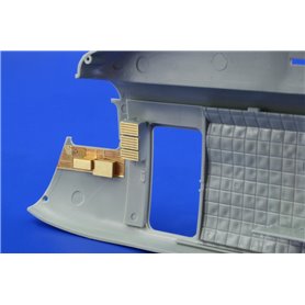 Eduard CH-53E interior ACADEMY/MRC