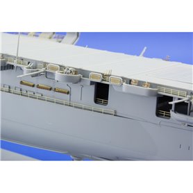 Eduard 1:350 USS Independence CVL-22 dla Dragon