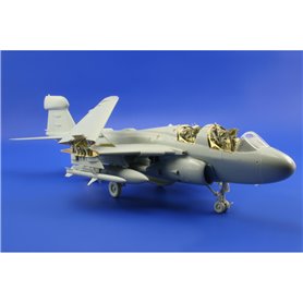 Eduard BIG ED 1:48 EA-6B dla Kinetic