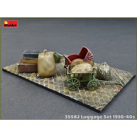 Mini Art 35582 1/35 Luggage Set 1930-40s