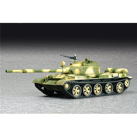 Trumpeter 07147 Russian T-62 Main Battle Tank 1972