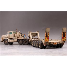 Hobby Boss 85519 M911 C-HET W/M747  heavy equip.