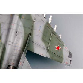 Trumpeter 1:32 MiG-29K Fulcrum