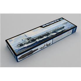 Trumpeter 1:700 USS Kitty Hawk CV-63