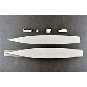Trumpeter 1:700 USS Kitty Hawk CV-63