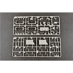 Trumpeter 1:700 USS Kitty Hawk CV-63